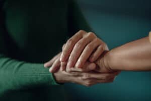 Omgaan met emotionele impact tijdens een woningontruiming Garant